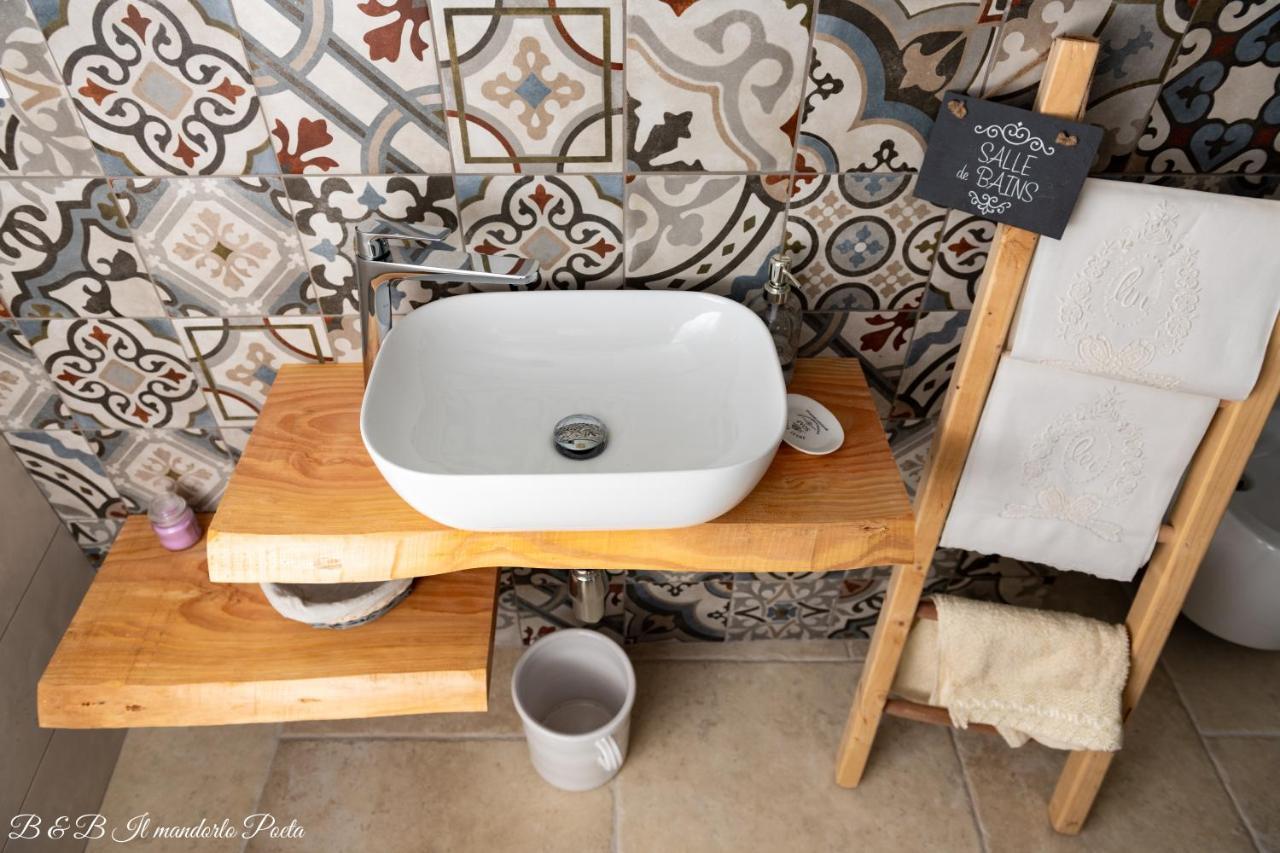 Bed and Breakfast Il Mandorlo Poeta à Ostuni Extérieur photo