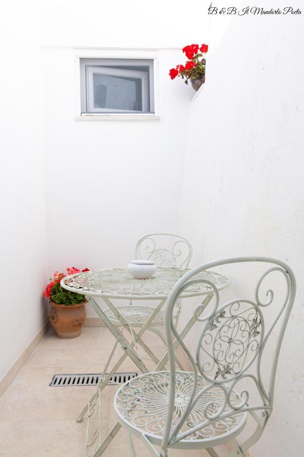 Bed and Breakfast Il Mandorlo Poeta à Ostuni Extérieur photo