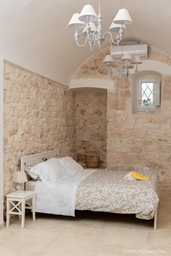 Bed and Breakfast Il Mandorlo Poeta à Ostuni Extérieur photo